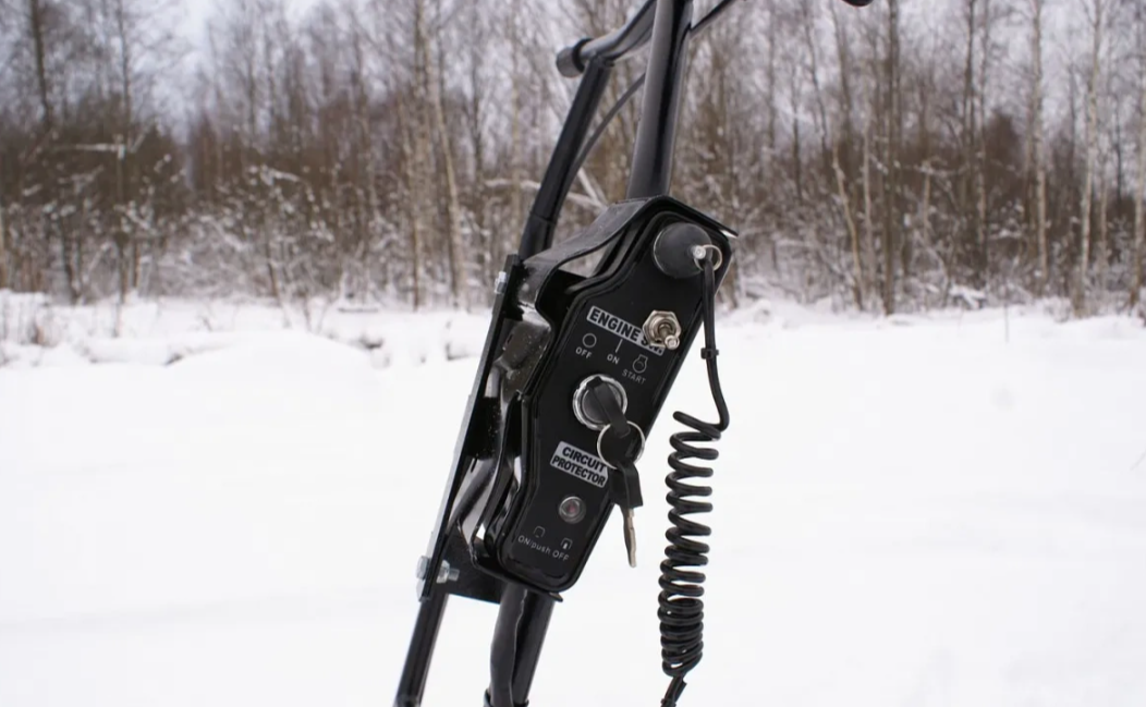 Мотобуксировщик БТС «МАЛЕК» 380/7 БЕЗ э/зап. Б/У в Каменск-Уральском