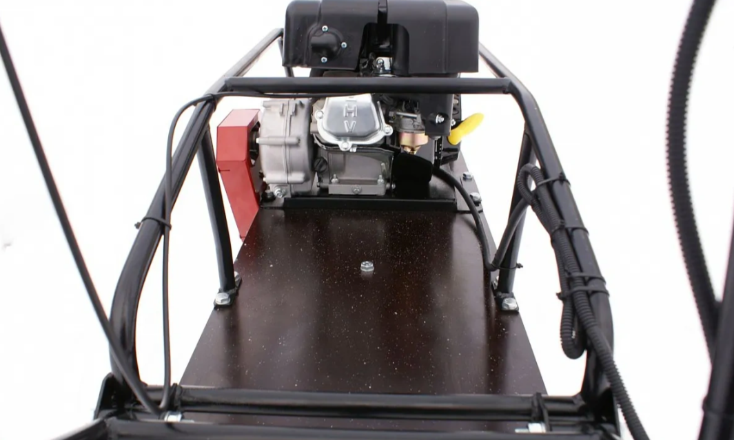 Мотобуксировщик БТС «МАЛЕК» 380/7 БЕЗ э/зап. Б/У в Каменск-Уральском