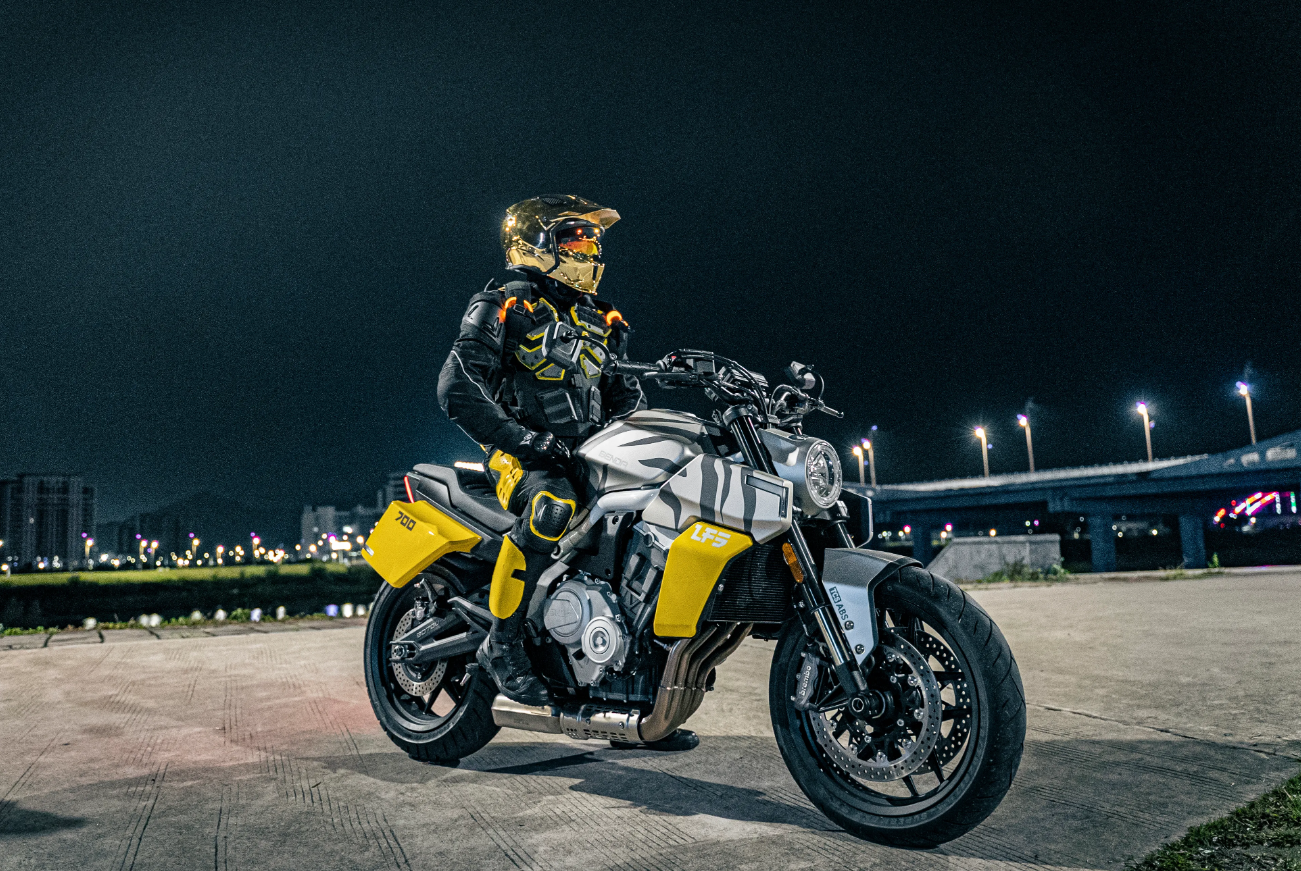 Мотоцикл Benda LFS 700 в Каменск-Уральском