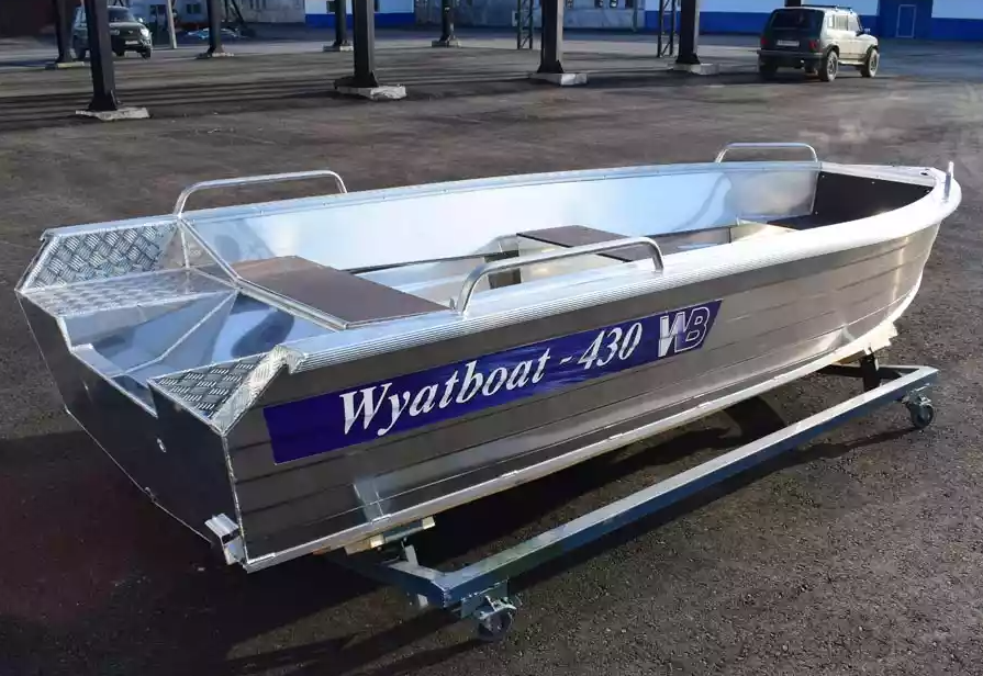 Алюминиевая лодка Wyatboat-430 Р в Каменск-Уральском Алюминиевая лодка Wyatboat-430 Р в Каменск-Уральском