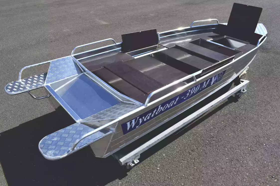 Алюминиевая лодка Wyatboat-390 M в Каменск-Уральском Алюминиевая лодка Wyatboat-390 M в Каменск-Уральском