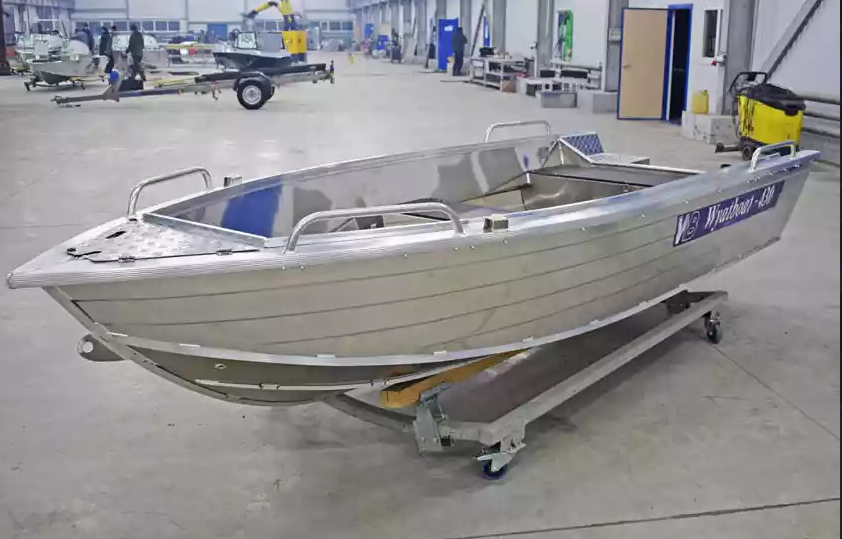 Алюминиевая лодка Wyatboat-430 Р в Каменск-Уральском Алюминиевая лодка Wyatboat-430 Р в Каменск-Уральском