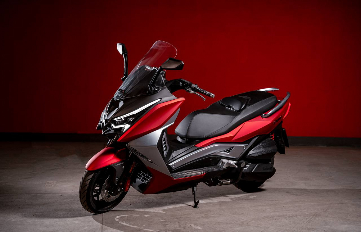 МАКСИСКУТЕР ARIIC 318 в Каменск-Уральском