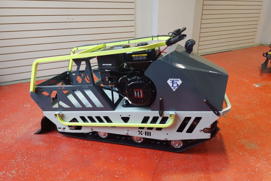 Мотобуксировщик Бурлак Пионер в Каменск-Уральском