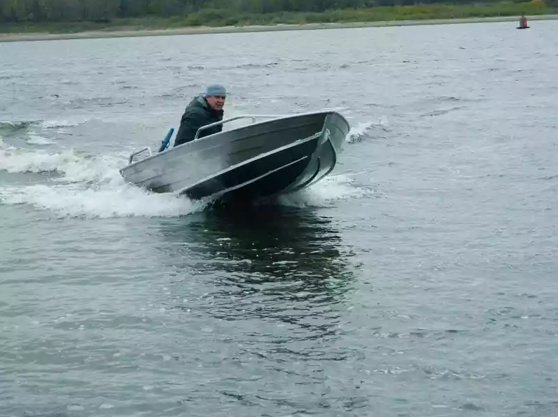 Алюминиевая лодка Wyatboat-390 M в Каменск-Уральском Алюминиевая лодка Wyatboat-390 M в Каменск-Уральском