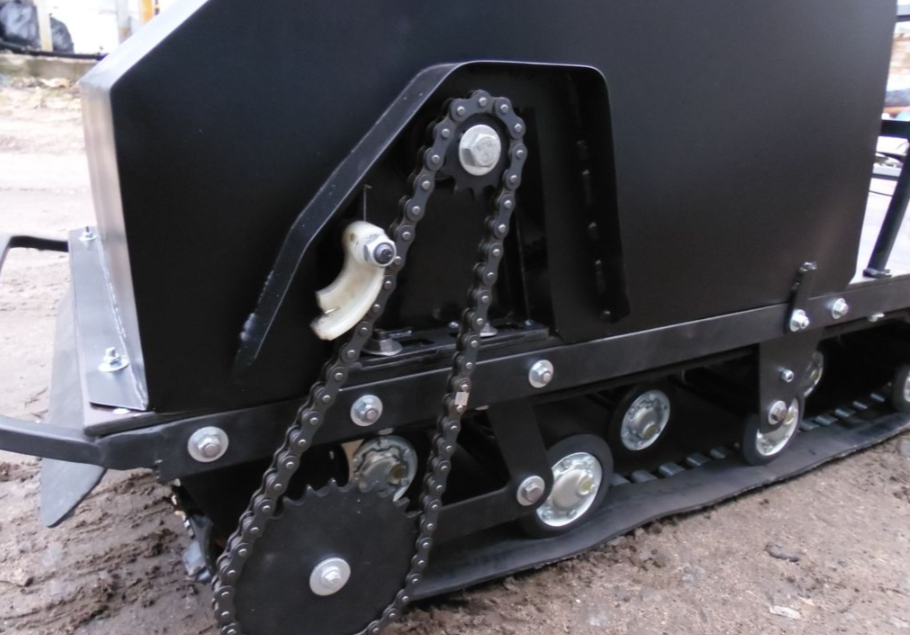 Мотобуксировщик AhtaR Зима 15 л/с с вариатором в Каменск-Уральском