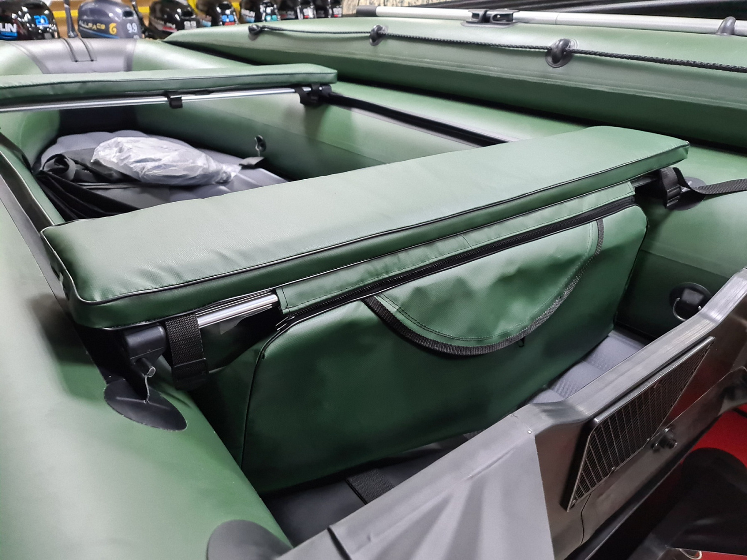 КОМПЛЕКТ МЯГКИХ НАКЛАДОК С СУМКОЙ ДЛЯ ЛОДОК 110Х20 ЗЕЛЕНЫЙ в Каменск-Уральском