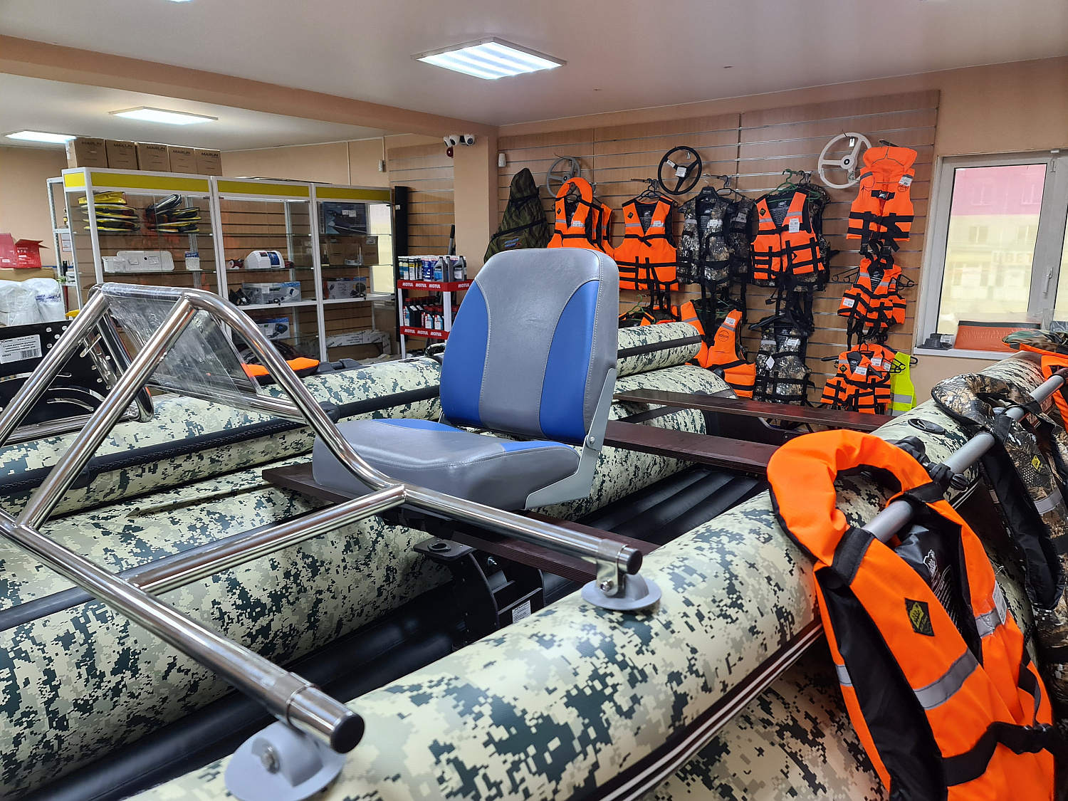 КРЕСЛО МЯГКОЕ РАСКЛАДНОЕ С ПОВОРОТНЫМ МЕХАНИЗМОМ ДЛЯ ЛОДОК в Каменск-Уральском