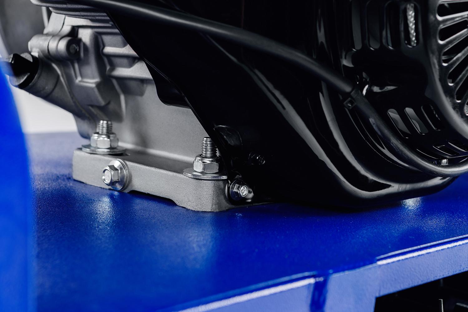 МОТОБУКСИРОВЩИК SNOW DOG 15 л.с. в Каменск-Уральском