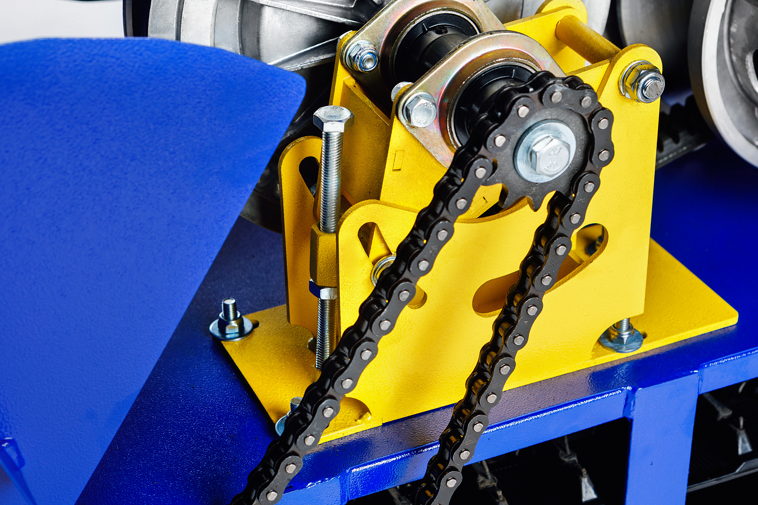 МОТОБУКСИРОВЩИК SNOW DOG 15 л.с. в Каменск-Уральском