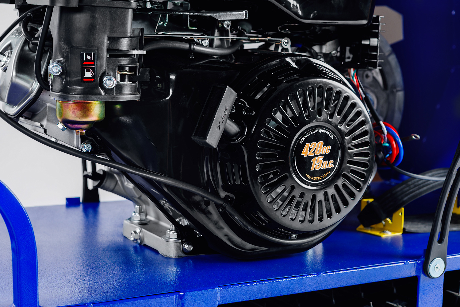 МОТОБУКСИРОВЩИК SNOW DOG 15 л.с. в Каменск-Уральском