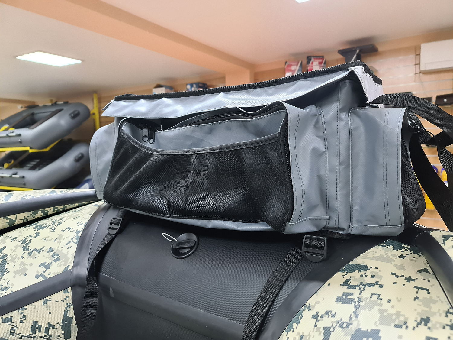 СУМКА ЛЮКС НА БАЛЛОН ДЛЯ ЛОДОК ПВХ 50Х25Х25 СМ в Каменск-Уральском